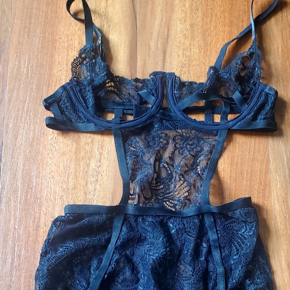 Lace bodysuit